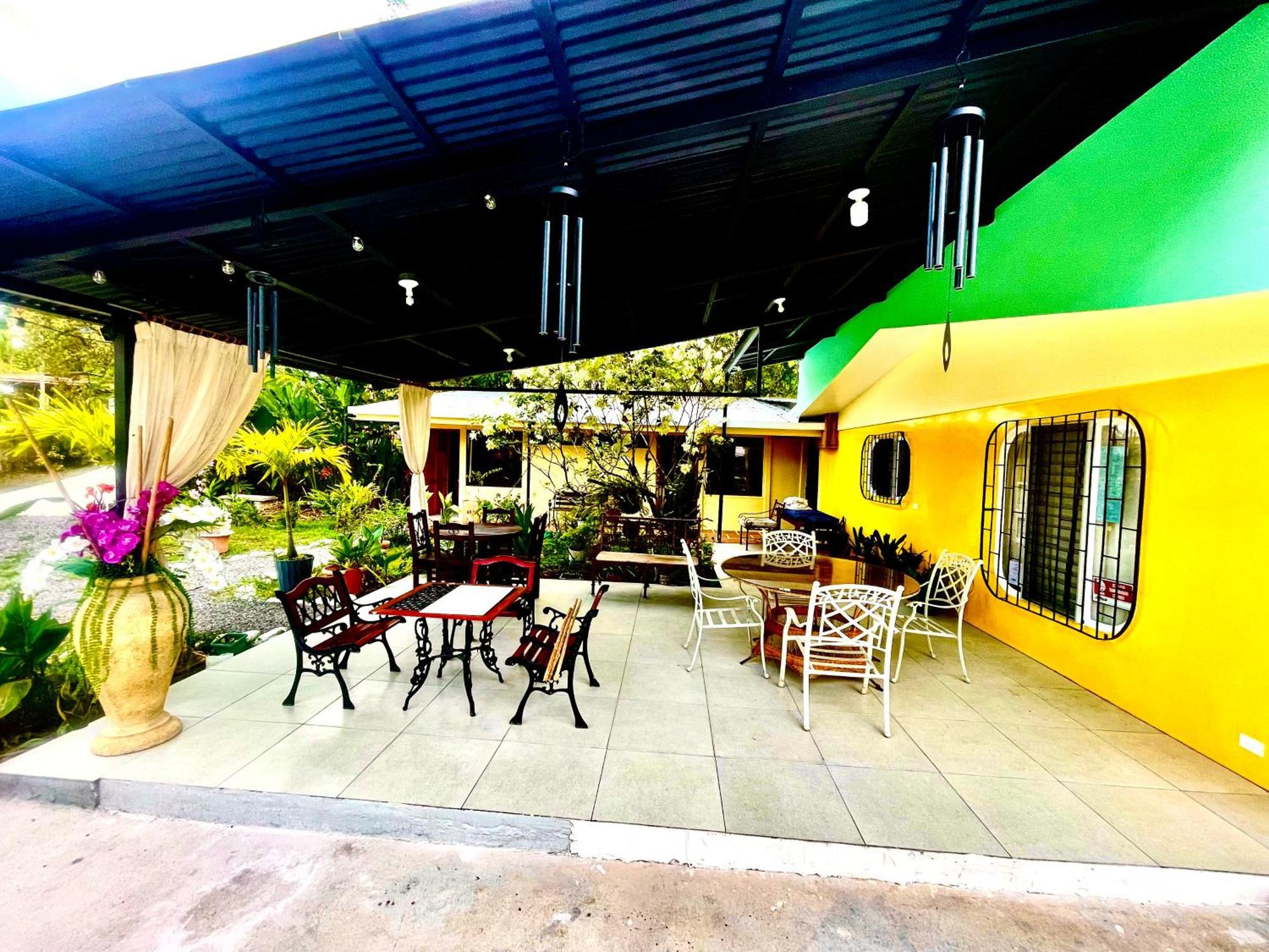 Hotel Tierra De Volcanes La Fortuna Exterior photo