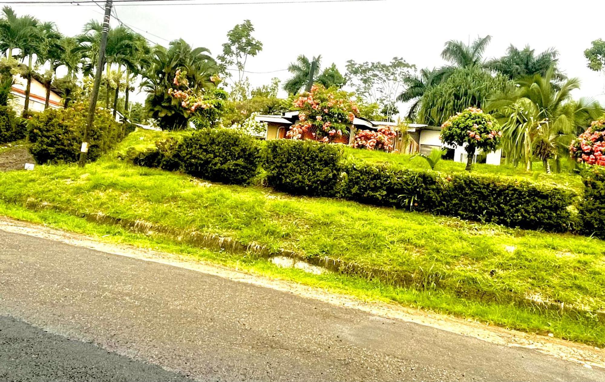 Hotel Tierra De Volcanes La Fortuna Exterior photo